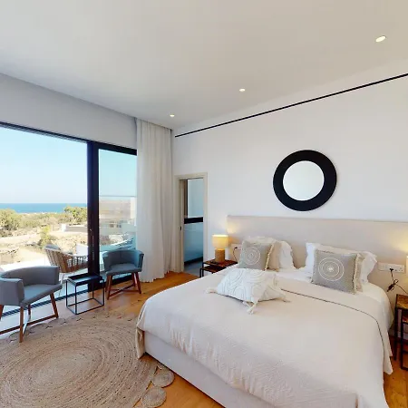 Sea-View Beach Villa Ourania At Periyiali Konnos Resort * Protaras